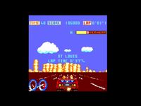 une photo d'Ã©cran de Turbo Outrun sur Amstrad CPC
